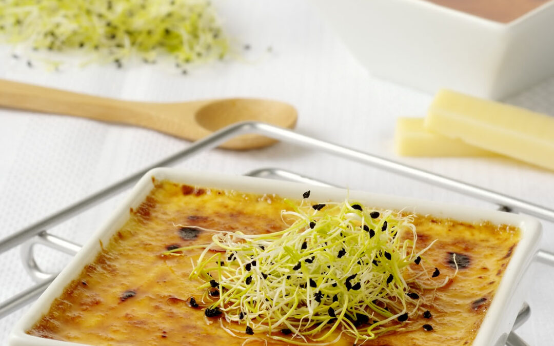 Crème brulée au Gruyère et pousses d’ô