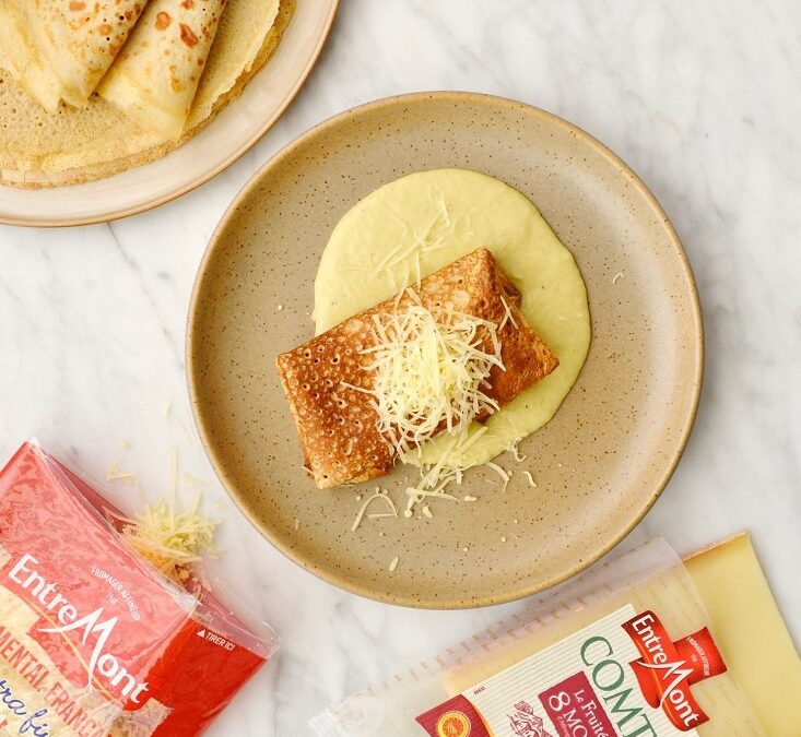 Crêpes farcies au comté, sauce béchamel aux poireaux