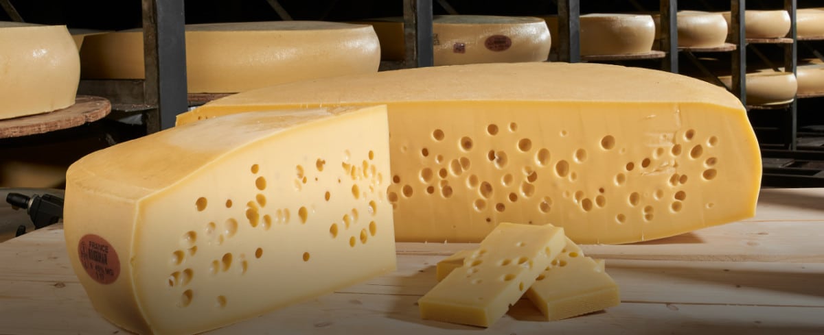 L'affinage de l'Emmental français Entremont, tout une tradition