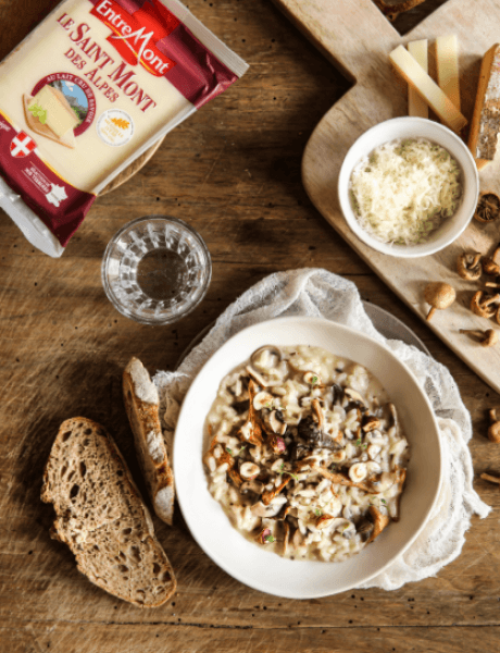Risotto met Saint Mont des Alpes Entremont en paddenstoelen