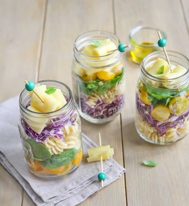 Salade jar aux tranches de Gruyère France Entremont