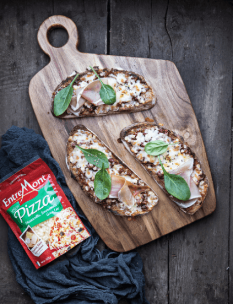 Bruschetta épinards, jambon, fromage