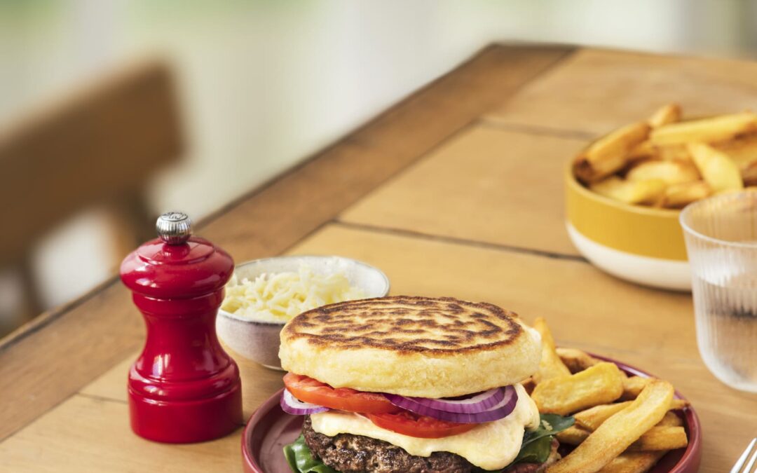 Pancake façon burger & Entremont tranches de raclette – Chandeleur