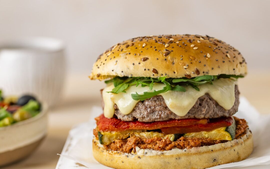 Burger provençal à la raclette